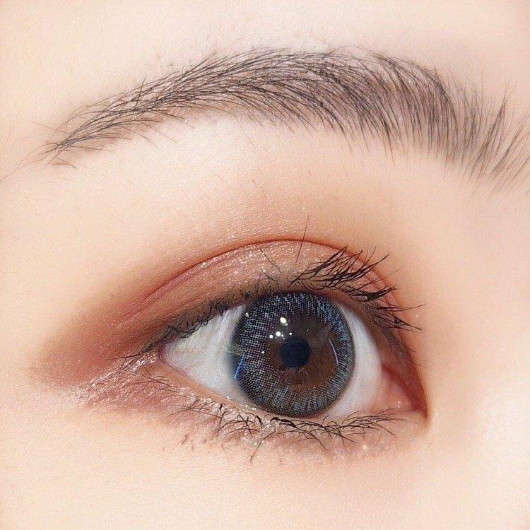 Clalen Iris 1 day Blue Moon